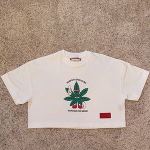 CHNGE Cream Graphic Cropped T-Shirt